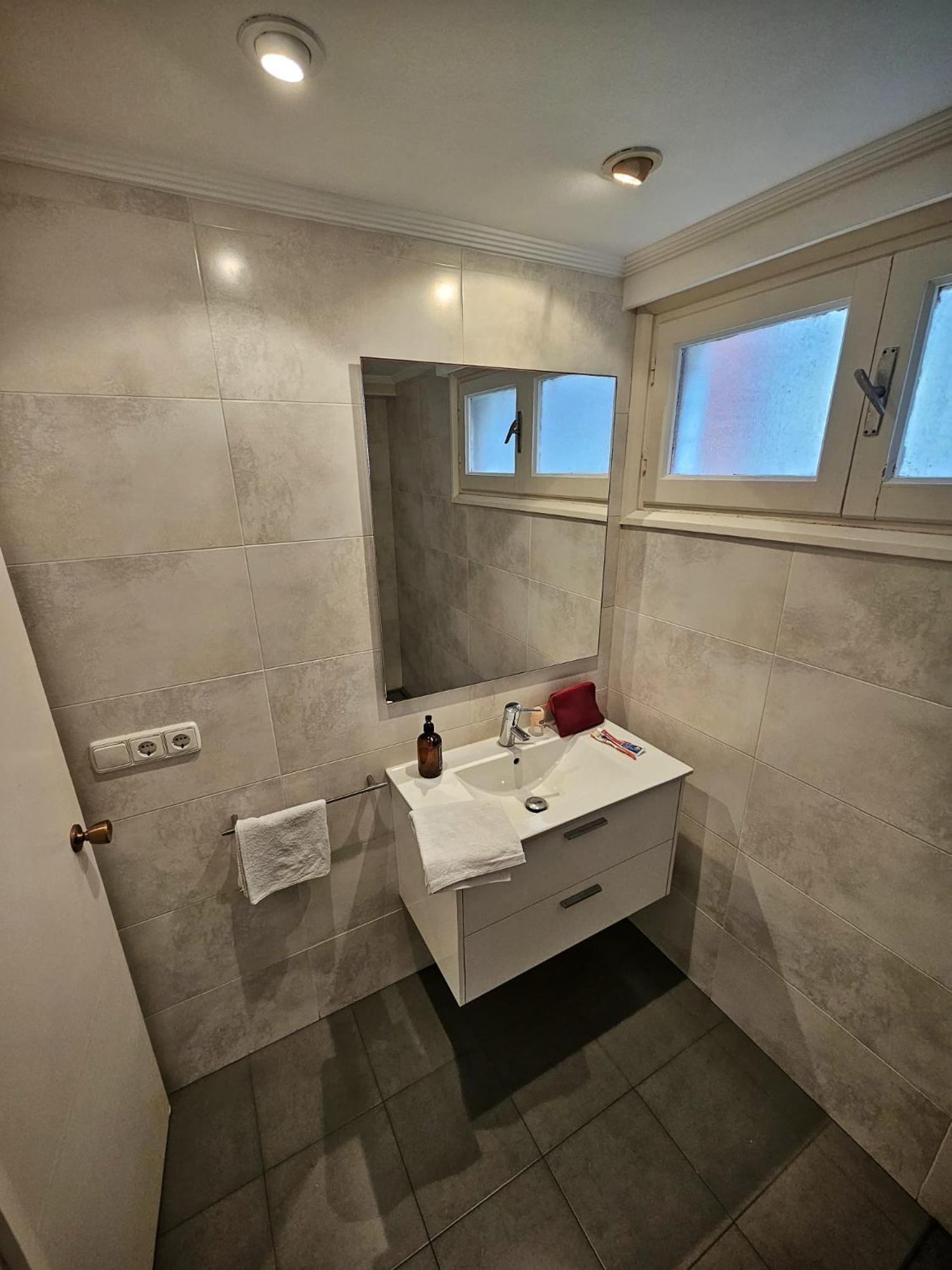 Amplio Piso En La Playa De 135 M2 Con Garaje Apartment Zarautz Exterior foto
